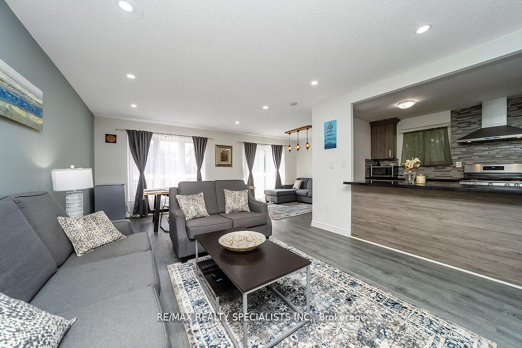 Photo 7 of 6 Griselda Court, Brampton, Northgate — HOMEH