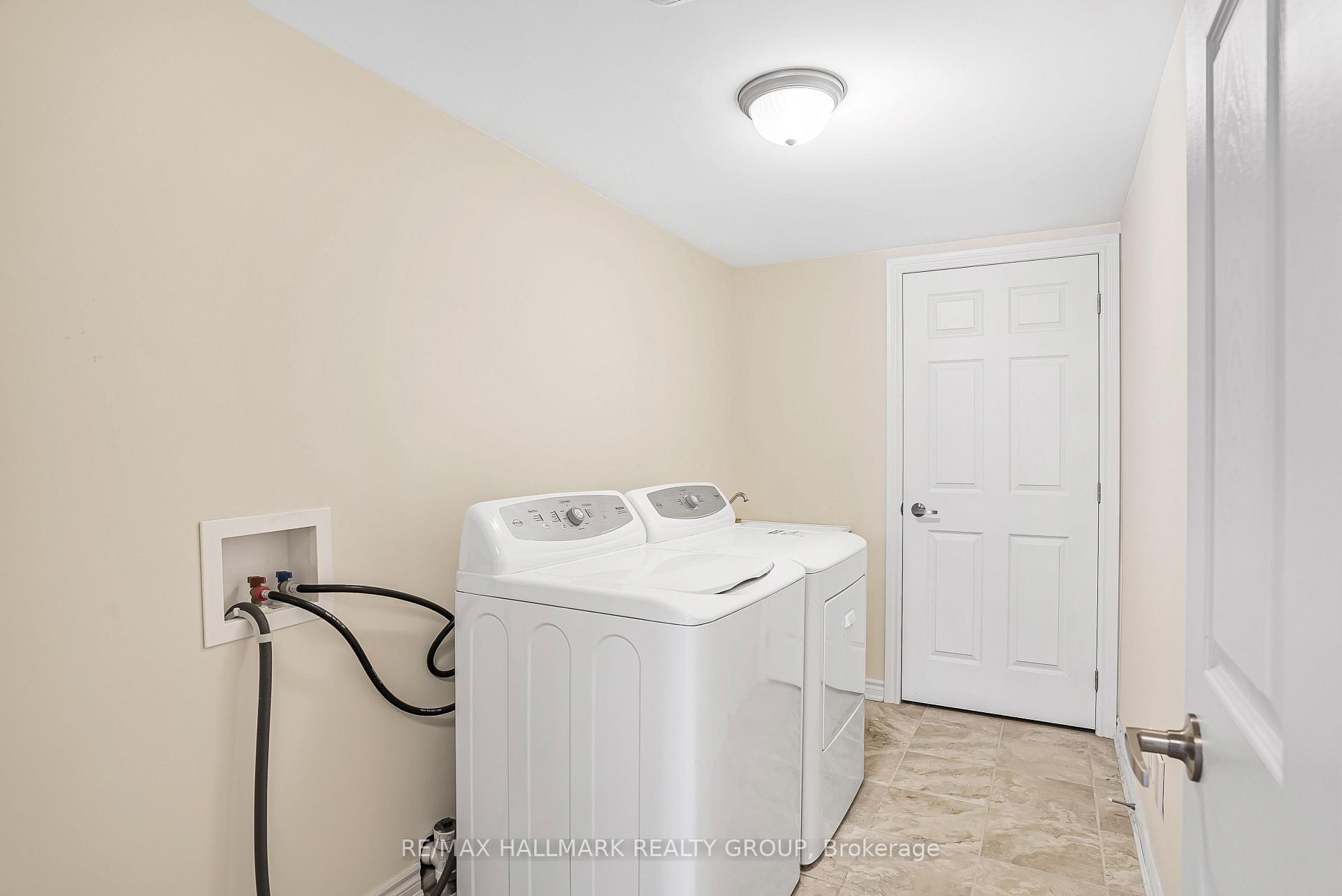 Photo 4 of 627 Bluegill Avenue, Ottawa, Barrhaven - Half Moon Bay — HOMEH
