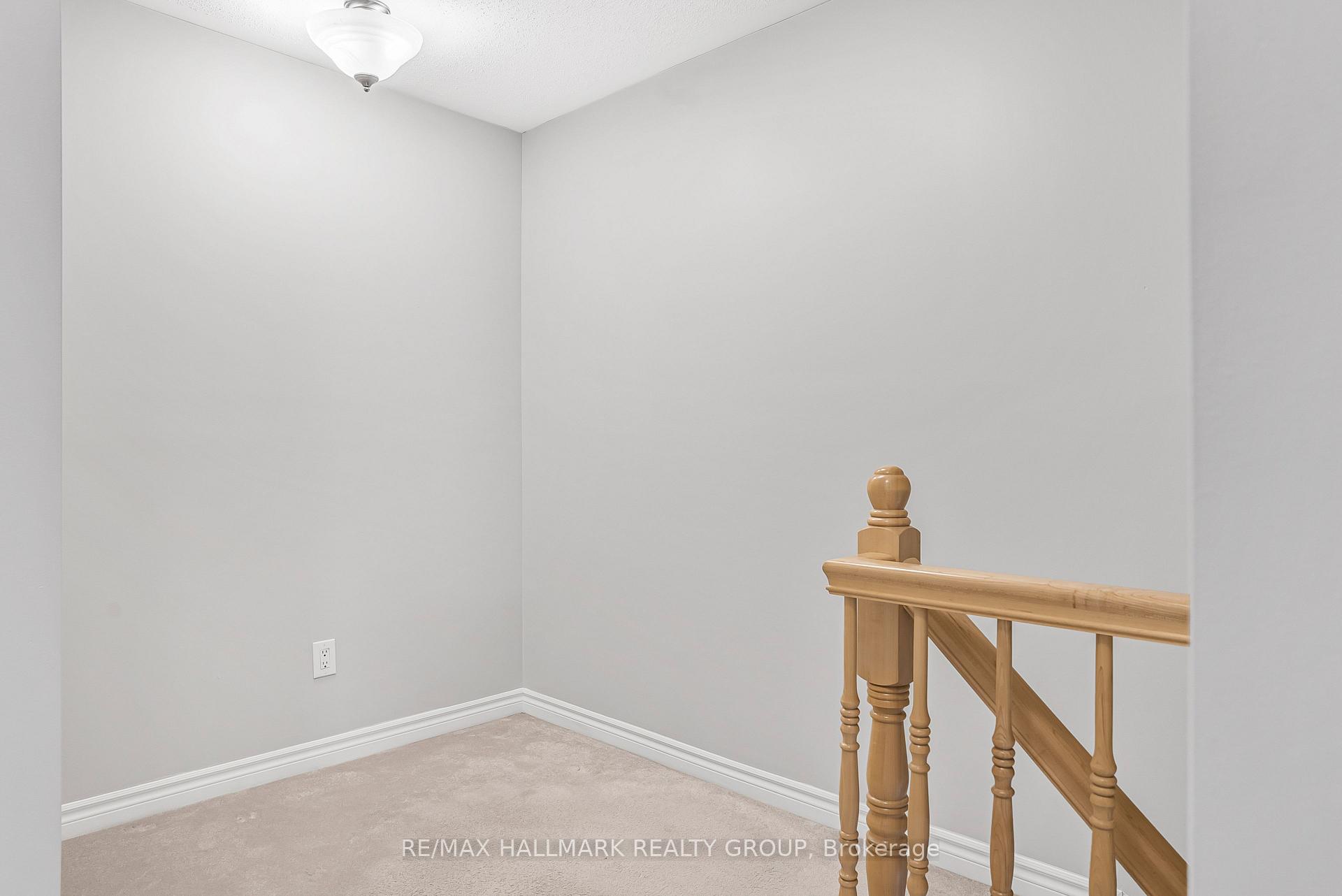 Photo 16 of 627 Bluegill Avenue, Ottawa, Barrhaven - Half Moon Bay — HOMEH
