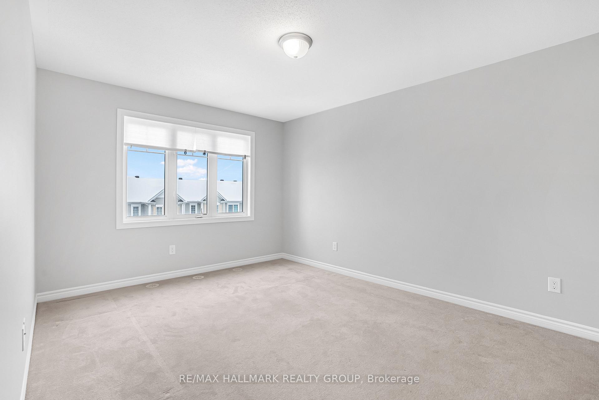 Photo 17 of 627 Bluegill Avenue, Ottawa, Barrhaven - Half Moon Bay — HOMEH