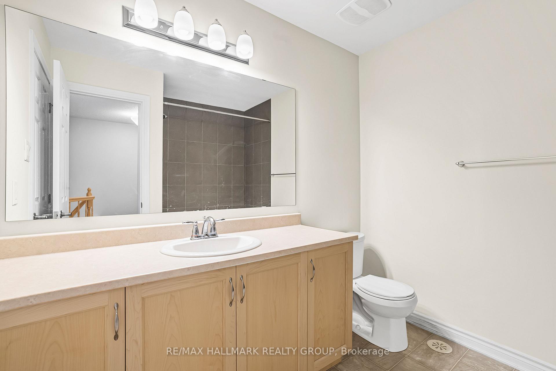 Photo 19 of 627 Bluegill Avenue, Ottawa, Barrhaven - Half Moon Bay — HOMEH