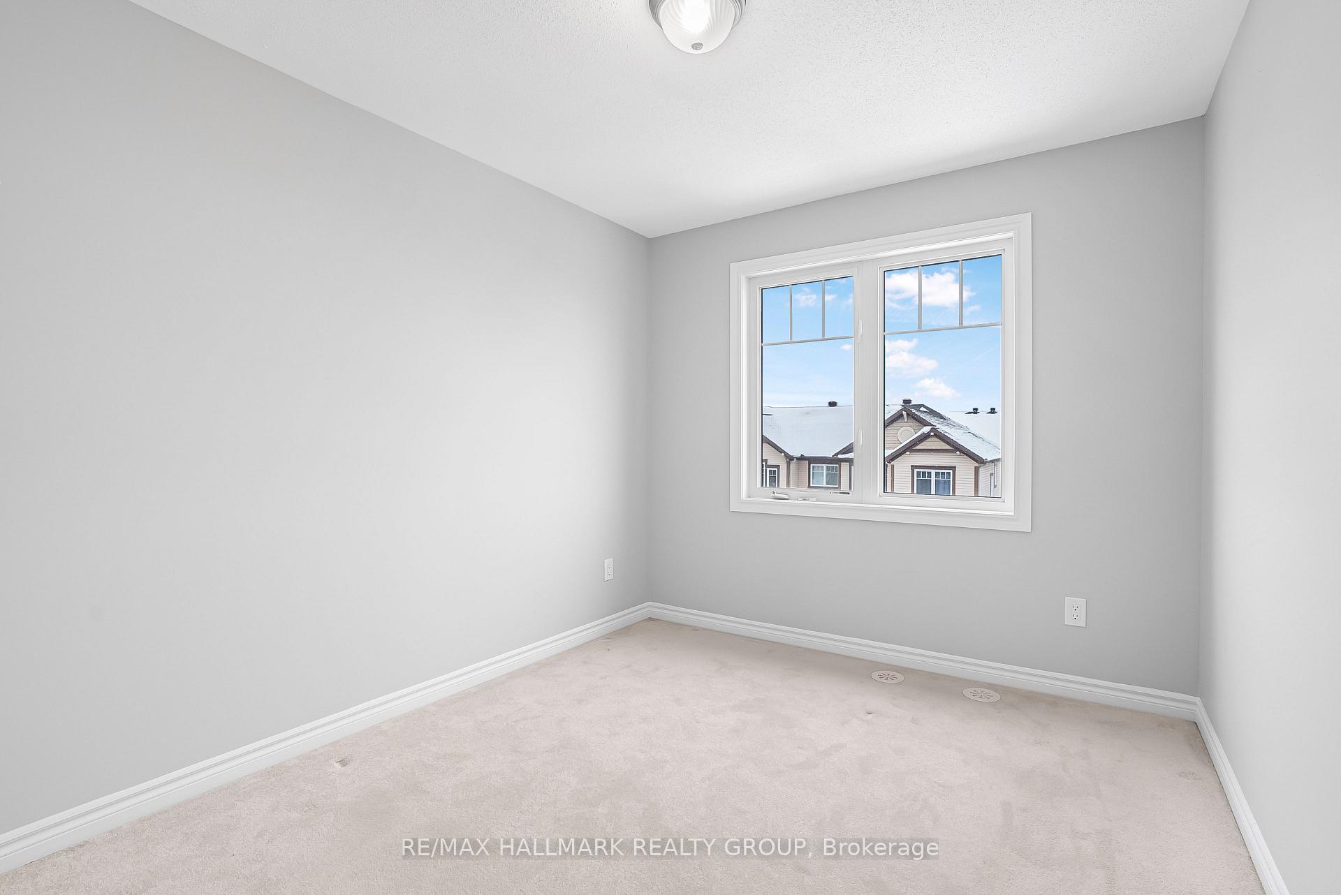 Photo 21 of 627 Bluegill Avenue, Ottawa, Barrhaven - Half Moon Bay — HOMEH