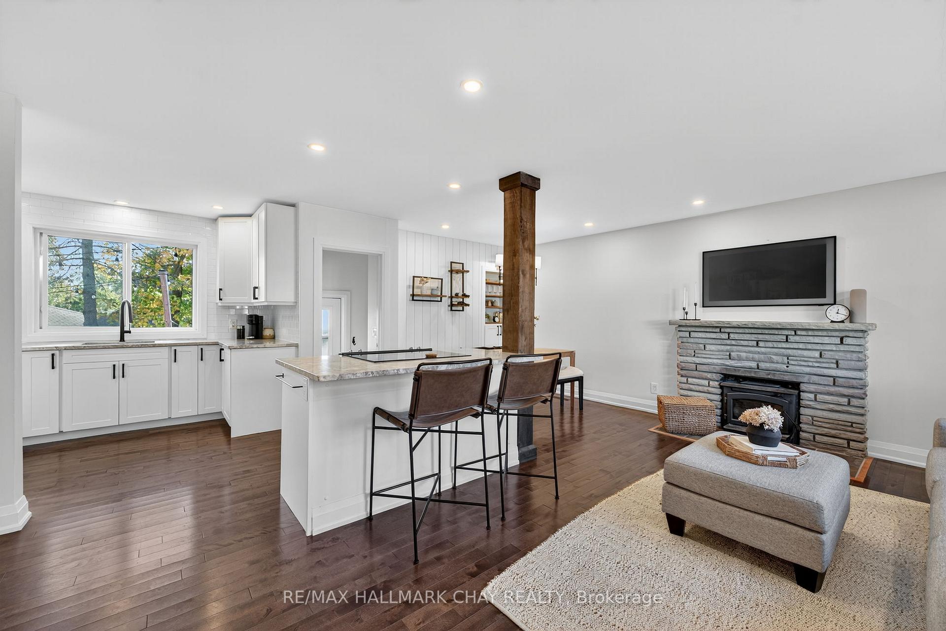 Photo 7 of 255 Codrington Street, Barrie, Codrington — HOMEH