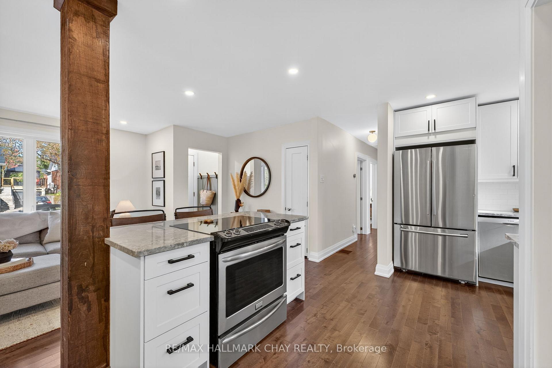 Photo 10 of 255 Codrington Street, Barrie, Codrington — HOMEH