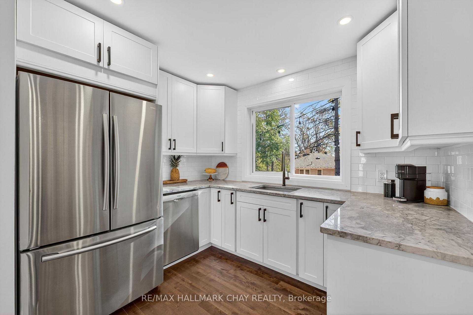 Photo 12 of 255 Codrington Street, Barrie, Codrington — HOMEH
