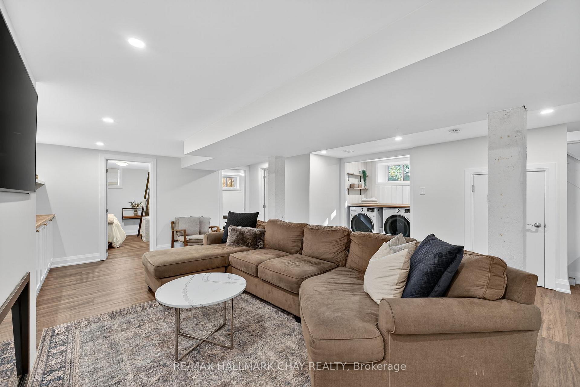 Photo 18 of 255 Codrington Street, Barrie, Codrington — HOMEH