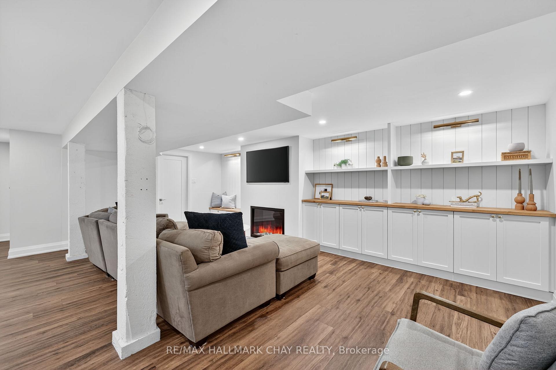 Photo 21 of 255 Codrington Street, Barrie, Codrington — HOMEH
