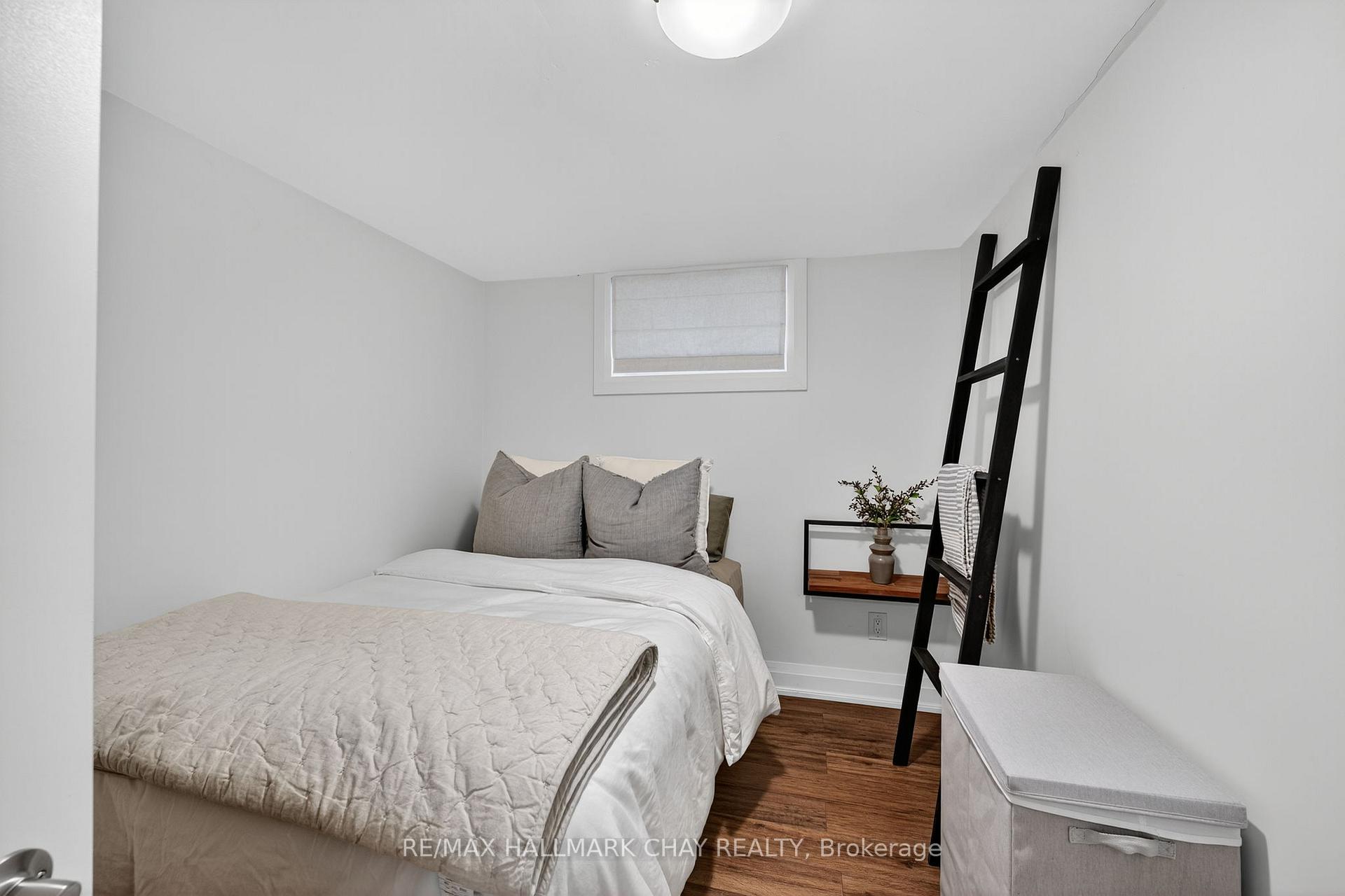 Photo 20 of 255 Codrington Street, Barrie, Codrington — HOMEH