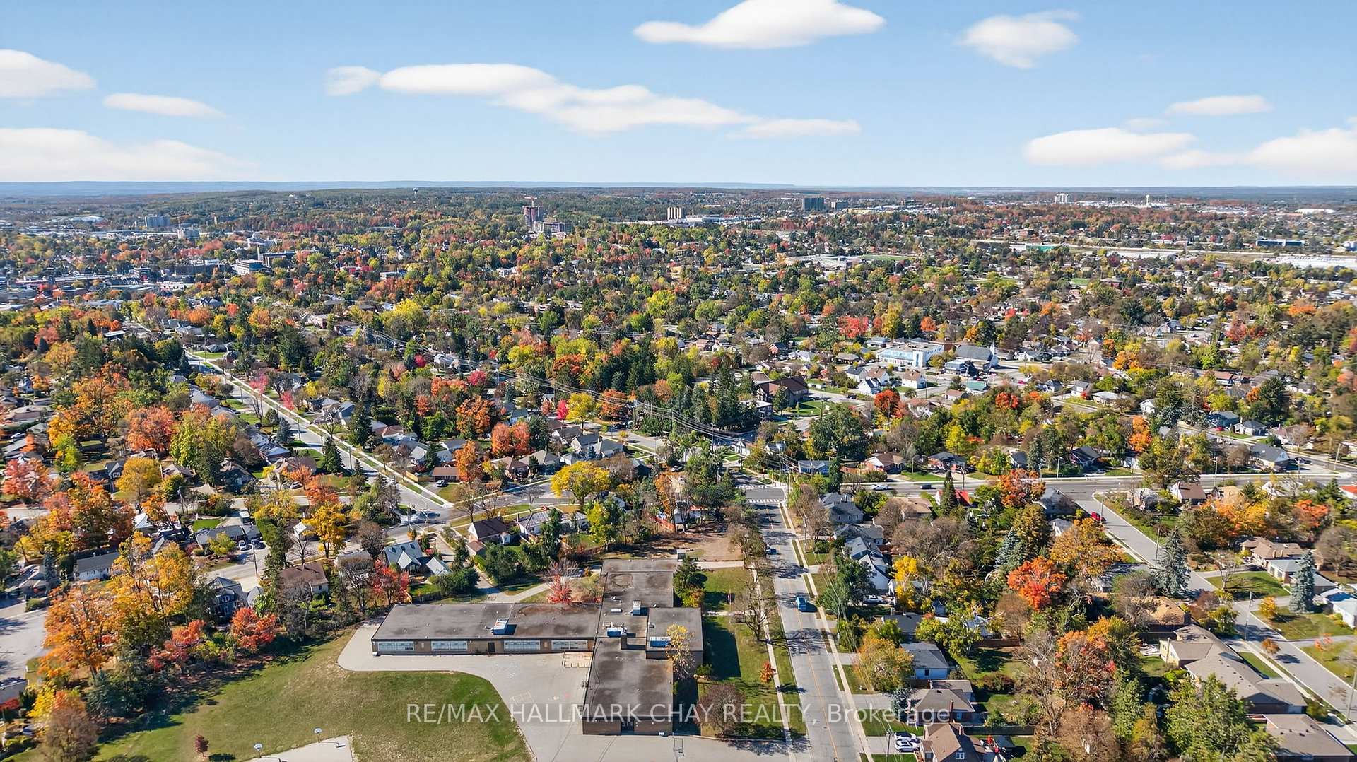 Photo 33 of 255 Codrington Street, Barrie, Codrington — HOMEH
