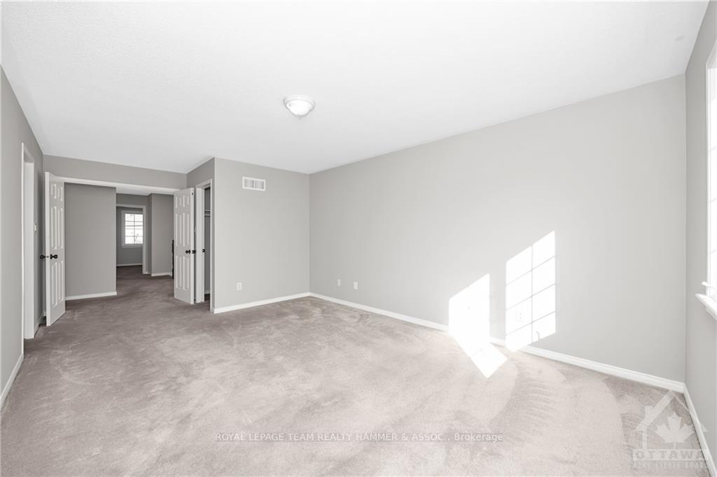 Photo 12 of 859 Kennacraig, Ottawa, Barrhaven - Stonebridge — HOMEH