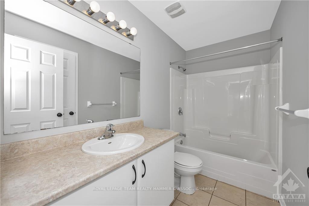 Photo 17 of 859 Kennacraig, Ottawa, Barrhaven - Stonebridge — HOMEH