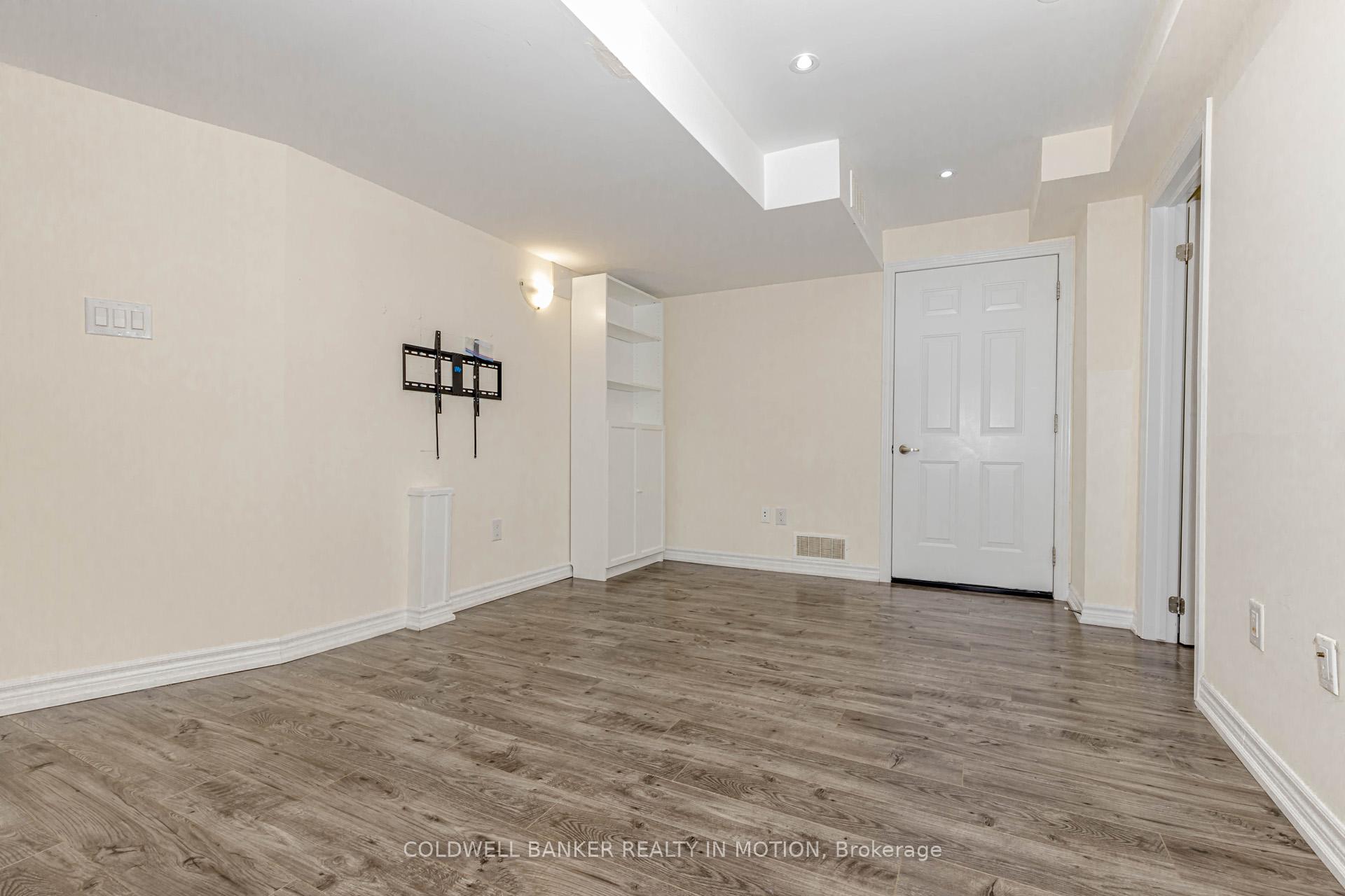 Photo 16 of Unit Basement, 23 Dusk Drive, Brampton, Credit Valley — HOMEH
