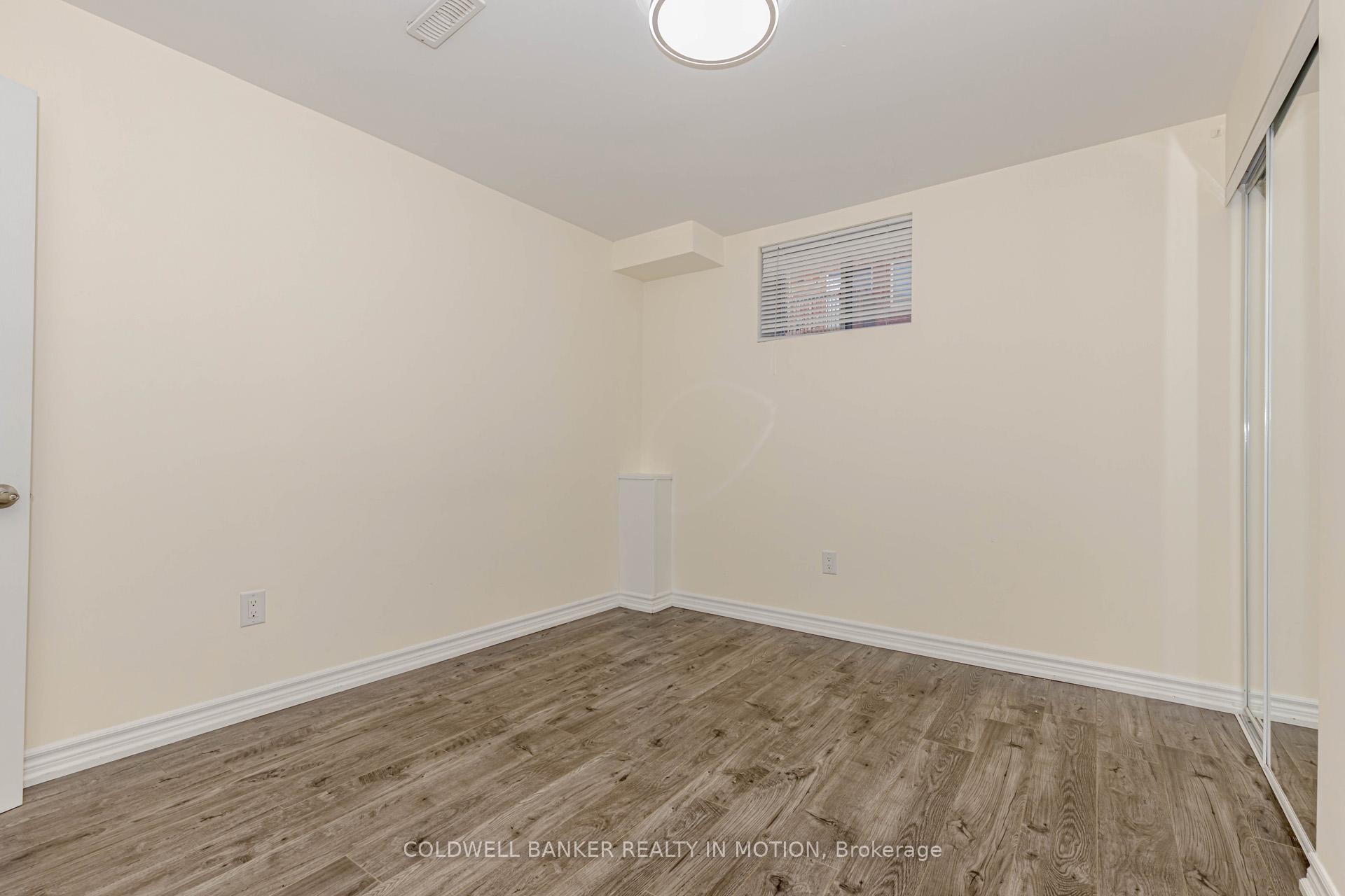 Photo 17 of Unit Basement, 23 Dusk Drive, Brampton, Credit Valley — HOMEH