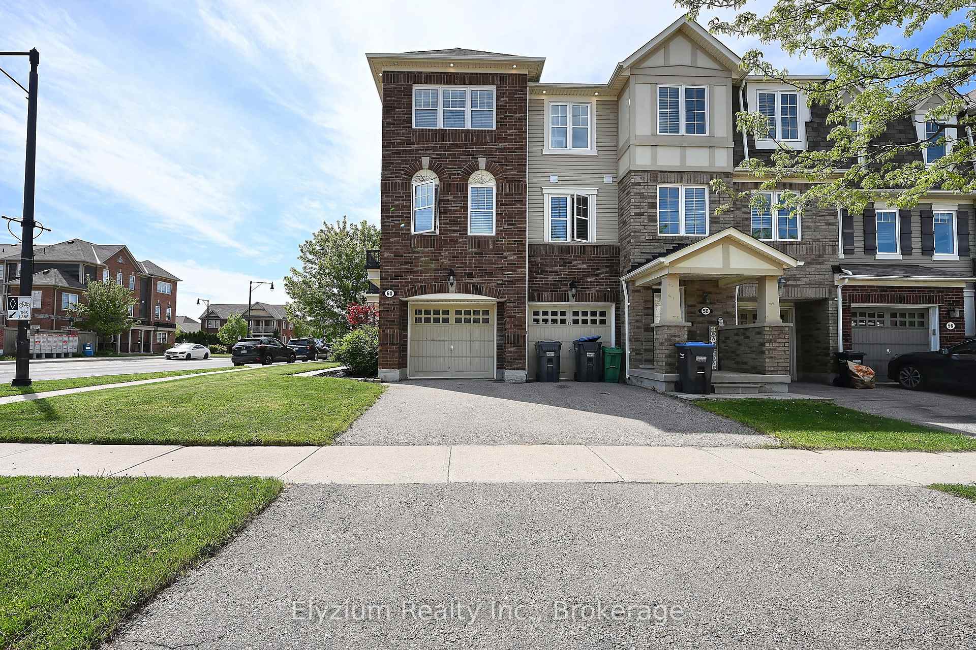 Photo 3 of 60 Lathbury Street, Brampton, Northwest Brampton — HOMEH