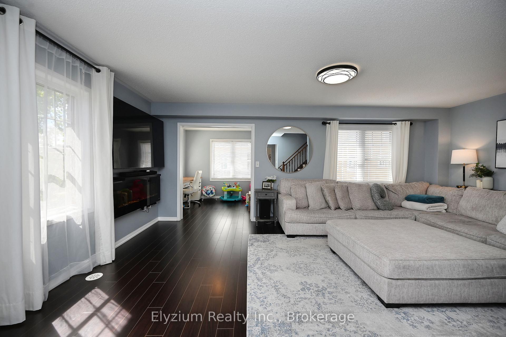 Photo 13 of 60 Lathbury Street, Brampton, Northwest Brampton — HOMEH