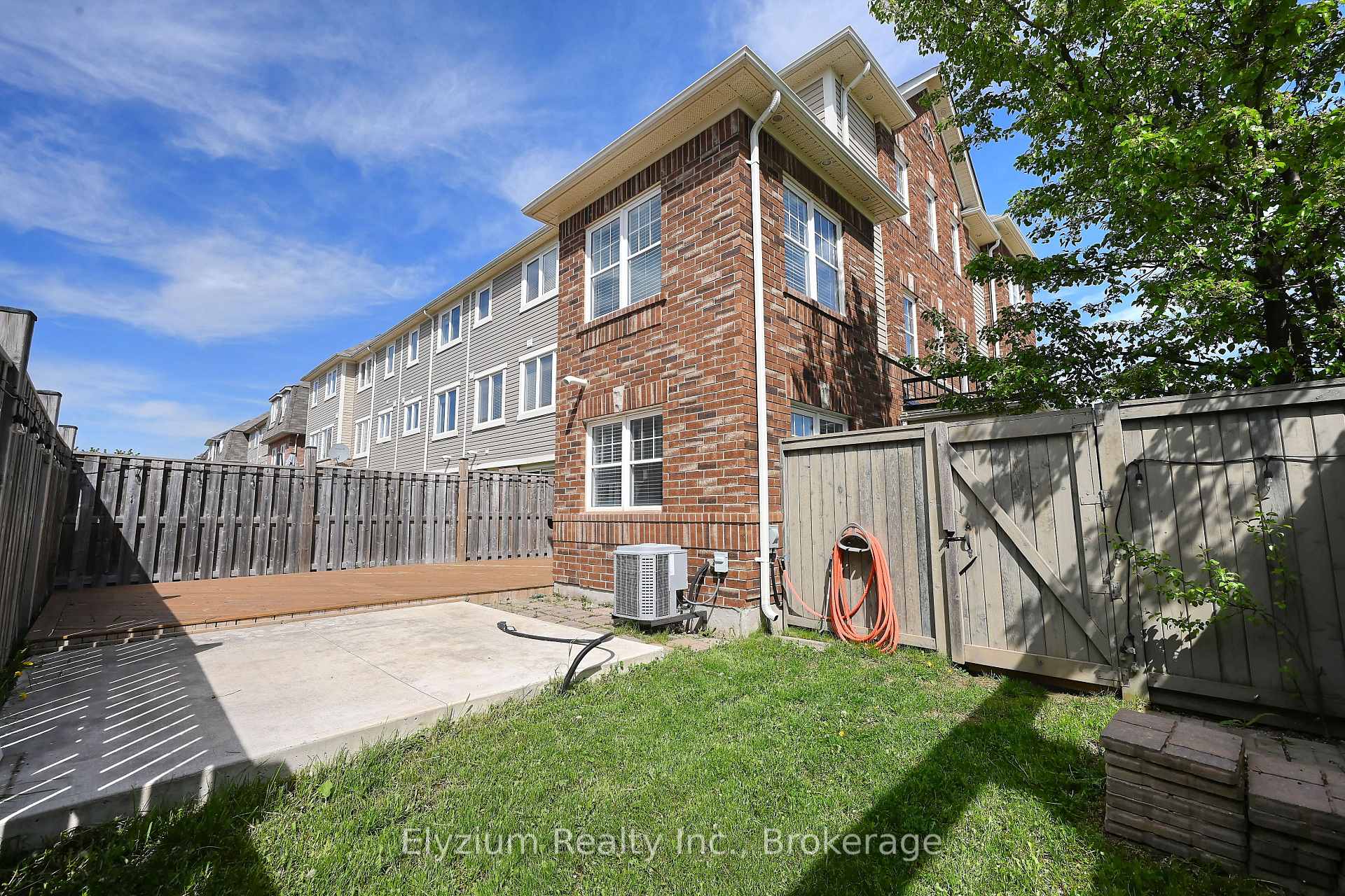 Photo 38 of 60 Lathbury Street, Brampton, Northwest Brampton — HOMEH