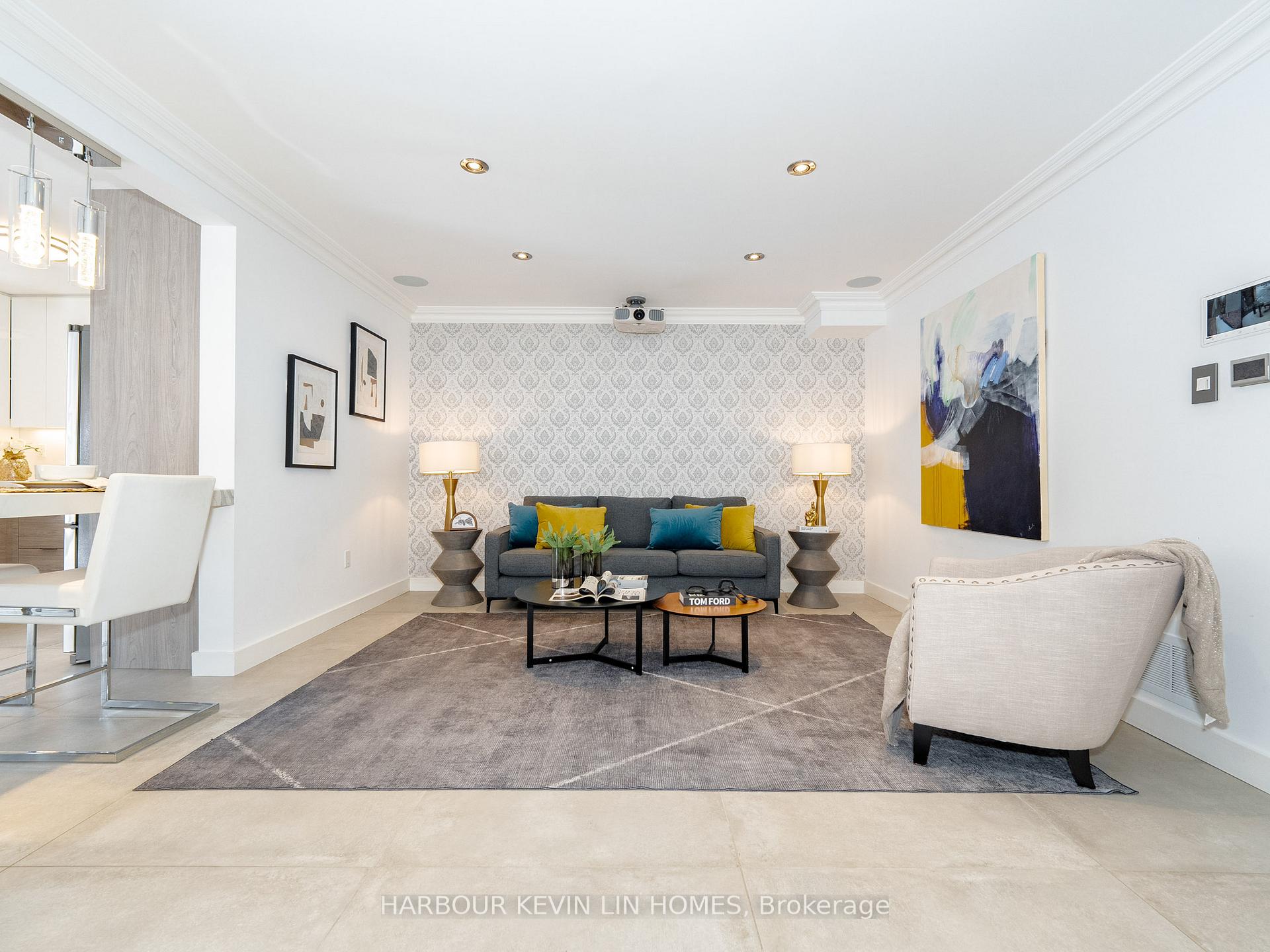 Photo 9 of 106 Blackthorn Drive, Vaughan, Maple — HOMEH