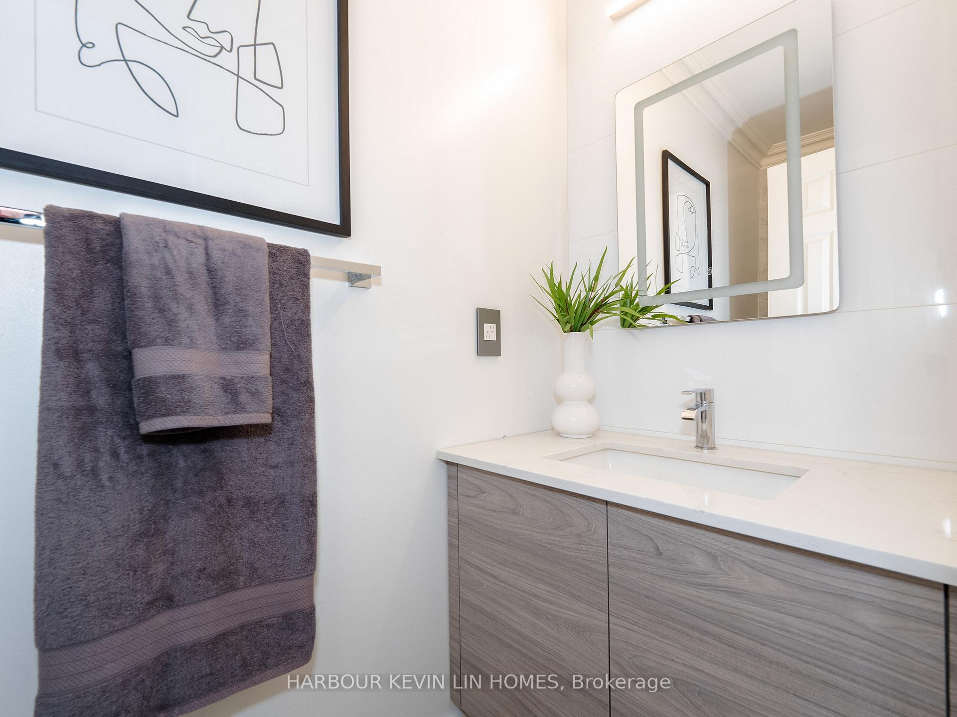 Photo 23 of 106 Blackthorn Drive, Vaughan, Maple — HOMEH