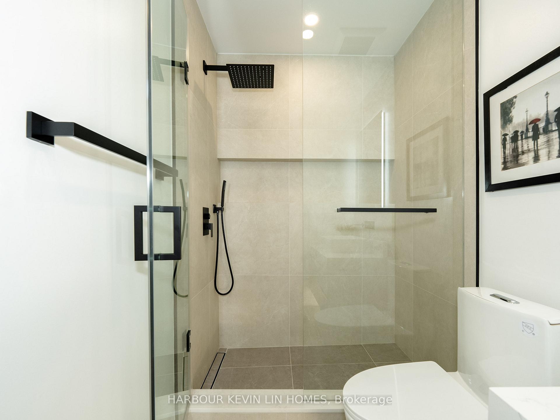Photo 31 of 106 Blackthorn Drive, Vaughan, Maple — HOMEH