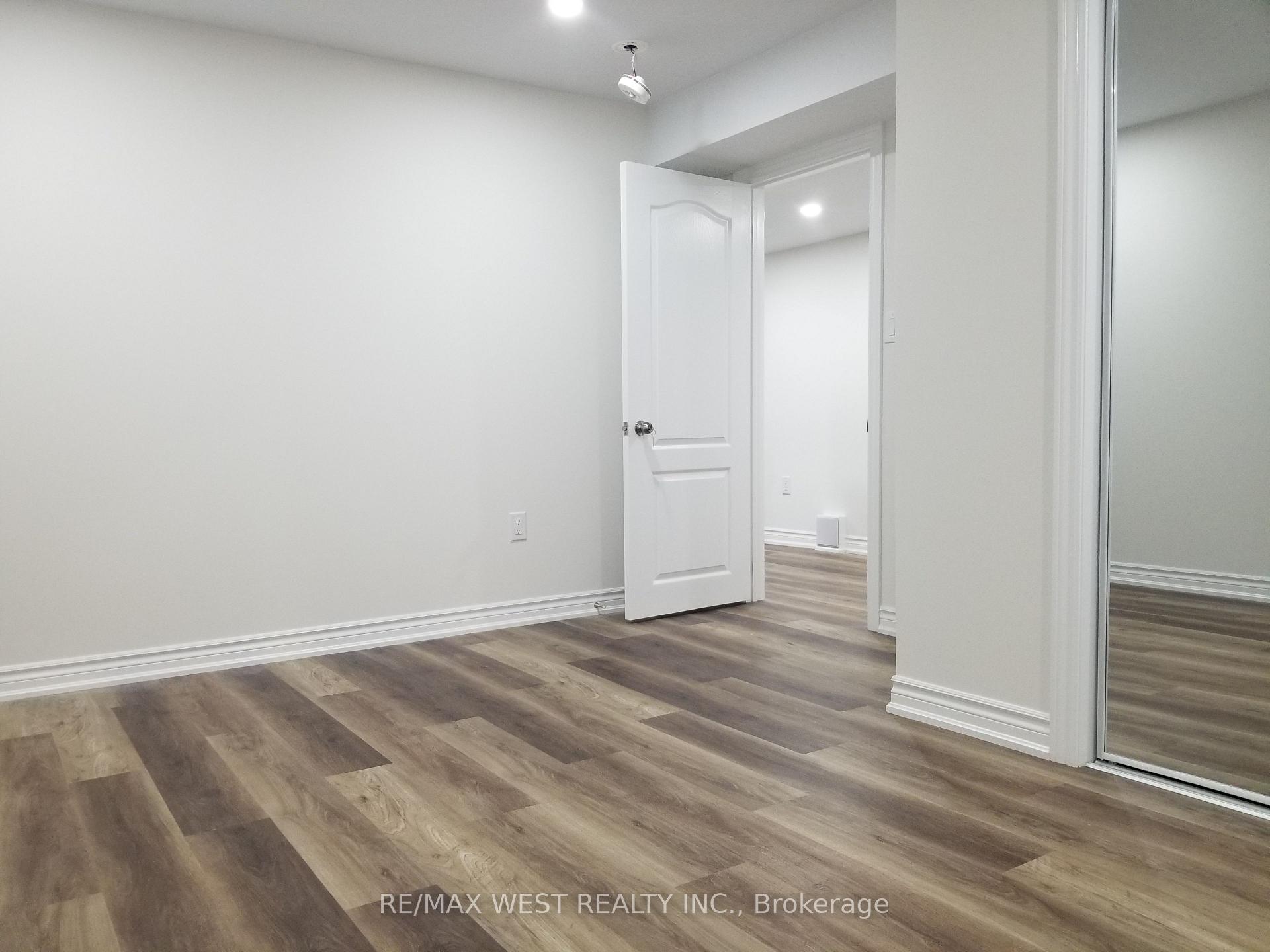 Photo 7 of 18 Leagate Street, Brampton, Fletcher's Meadow — HOMEH