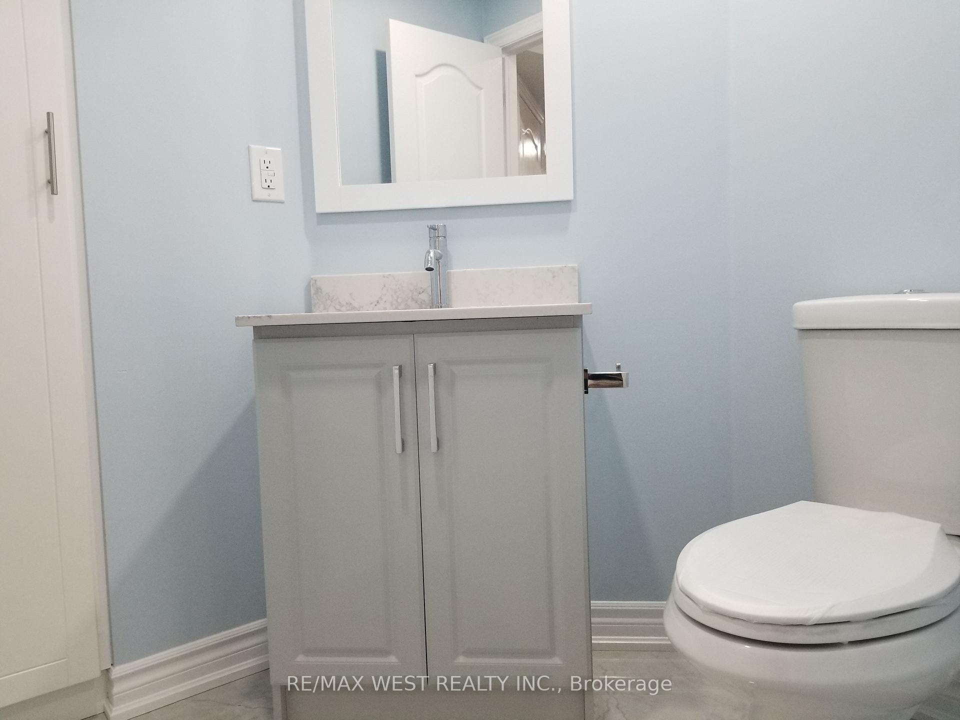 Photo 13 of 18 Leagate Street, Brampton, Fletcher's Meadow — HOMEH