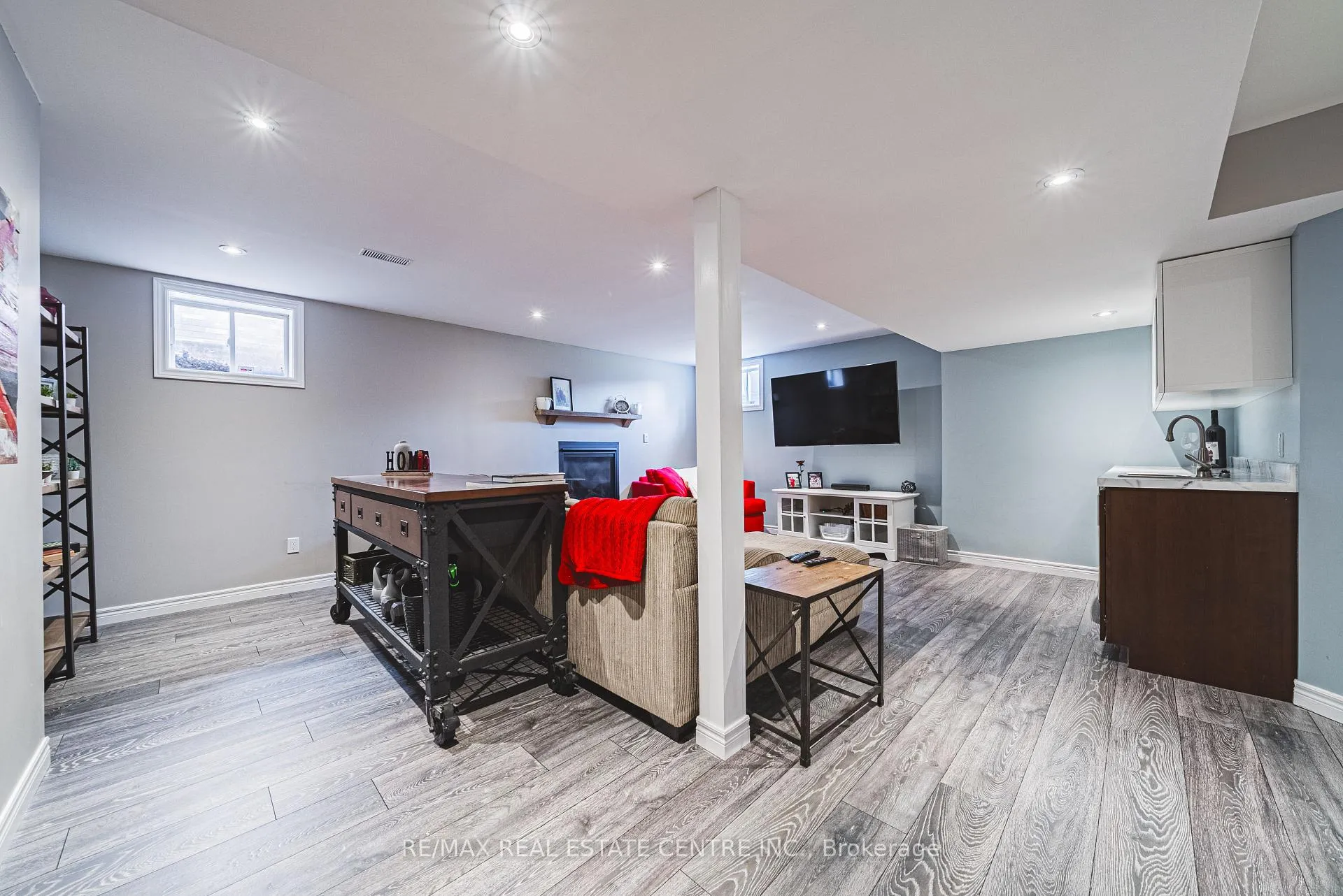 Photo 32 of 19 Liuna Court, Hamilton, Winona Park — HOMEH
