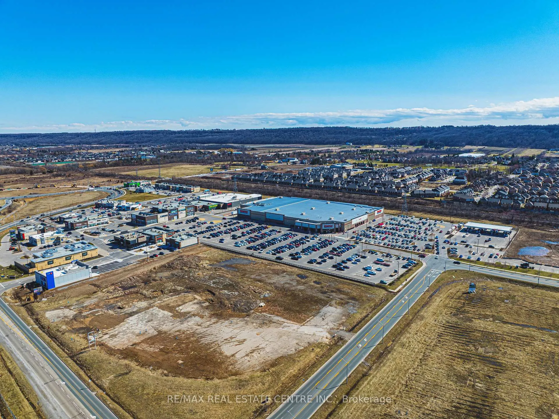 Photo 43 of 19 Liuna Court, Hamilton, Winona Park — HOMEH