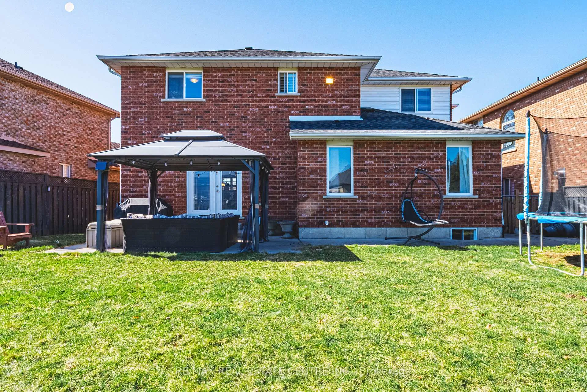 Photo 50 of 19 Liuna Court, Hamilton, Winona Park — HOMEH