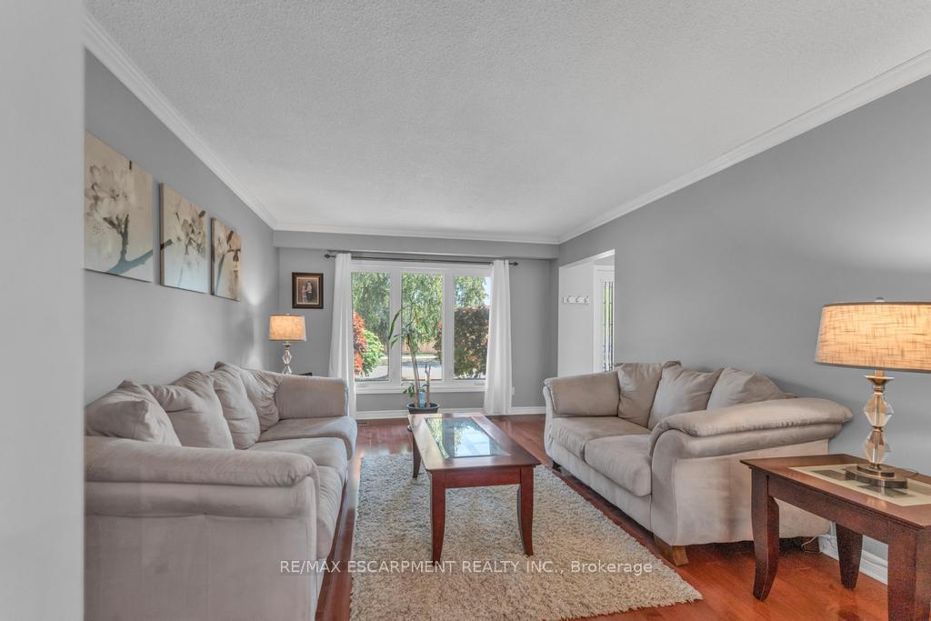 Photo 5 of 14 Greening Avenue, Hamilton, Stoney Creek — HOMEH