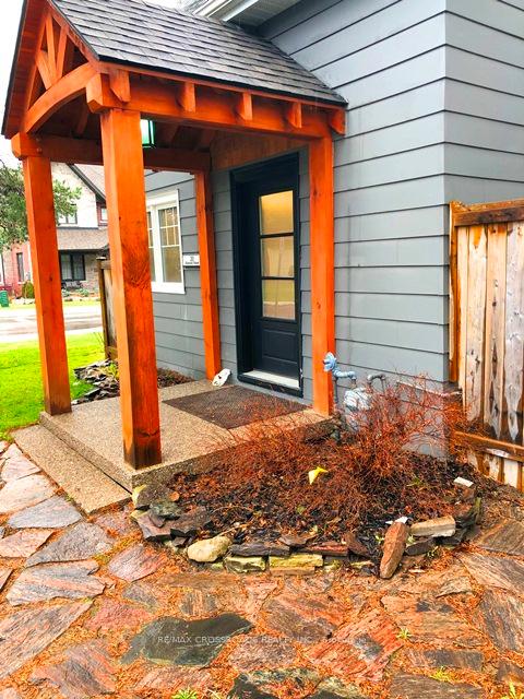 Photo 3 of 20 Ransom Street, Aurora, Aurora Village — HOMEH