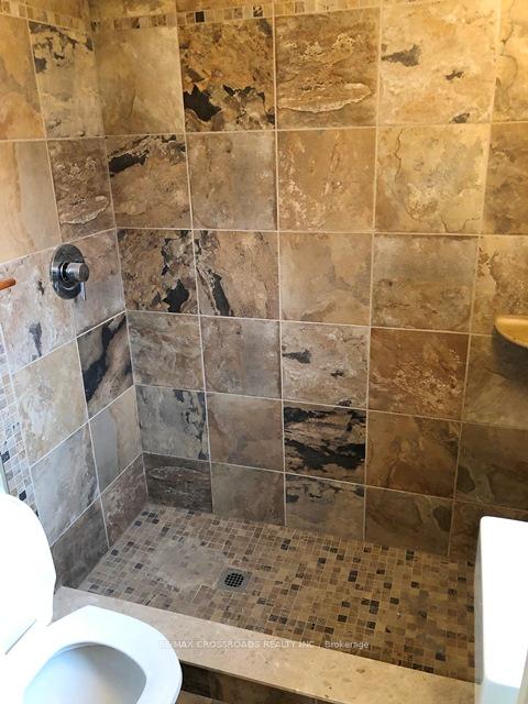 Photo 4 of 20 Ransom Street, Aurora, Aurora Village — HOMEH