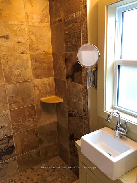 Photo 6 of 20 Ransom Street, Aurora, Aurora Village — HOMEH