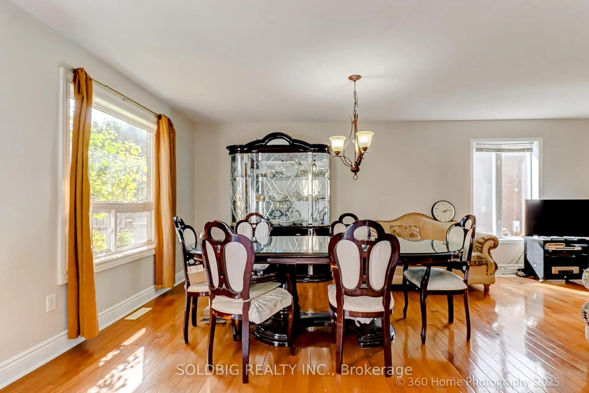 Photo 7 of 25 Trailridge Drive, Brampton, Brampton West — HOMEH