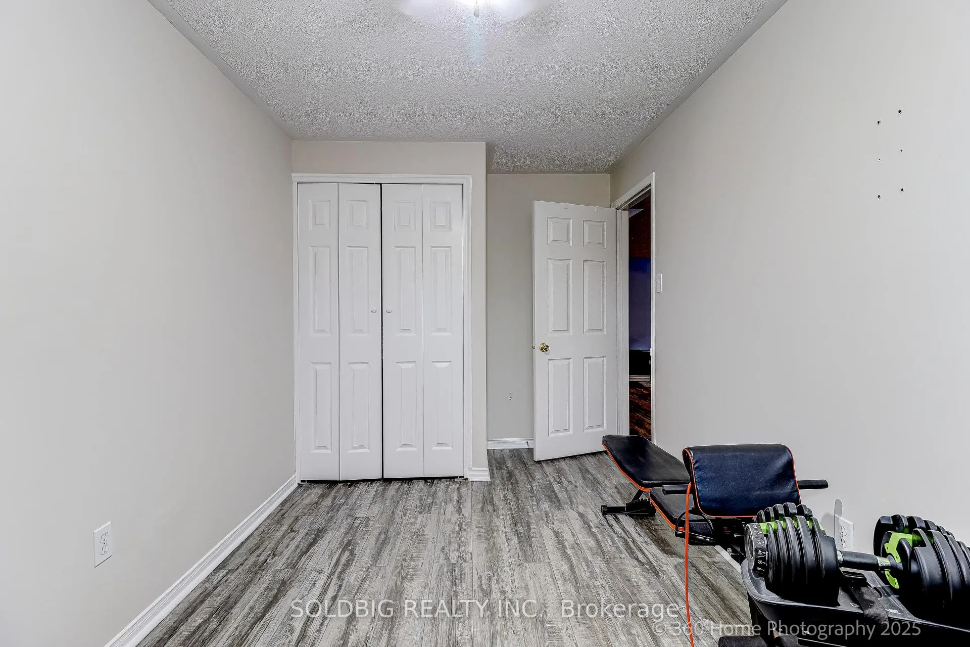 Photo 20 of 25 Trailridge Drive, Brampton, Brampton West — HOMEH