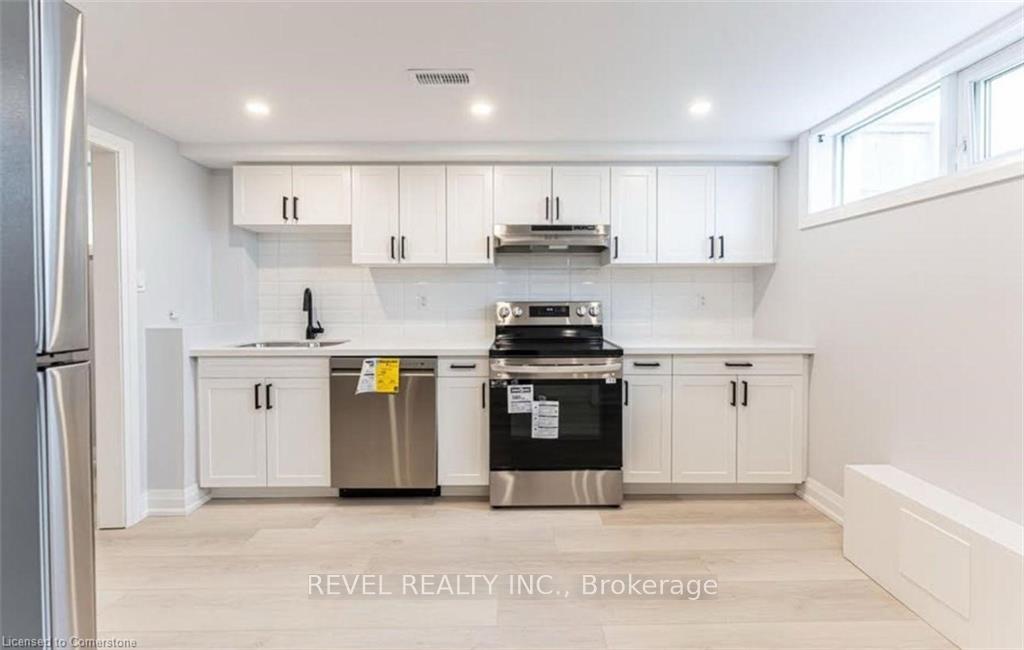 Photo 34 of 198 Berko Avenue, Hamilton, Lawfield — HOMEH