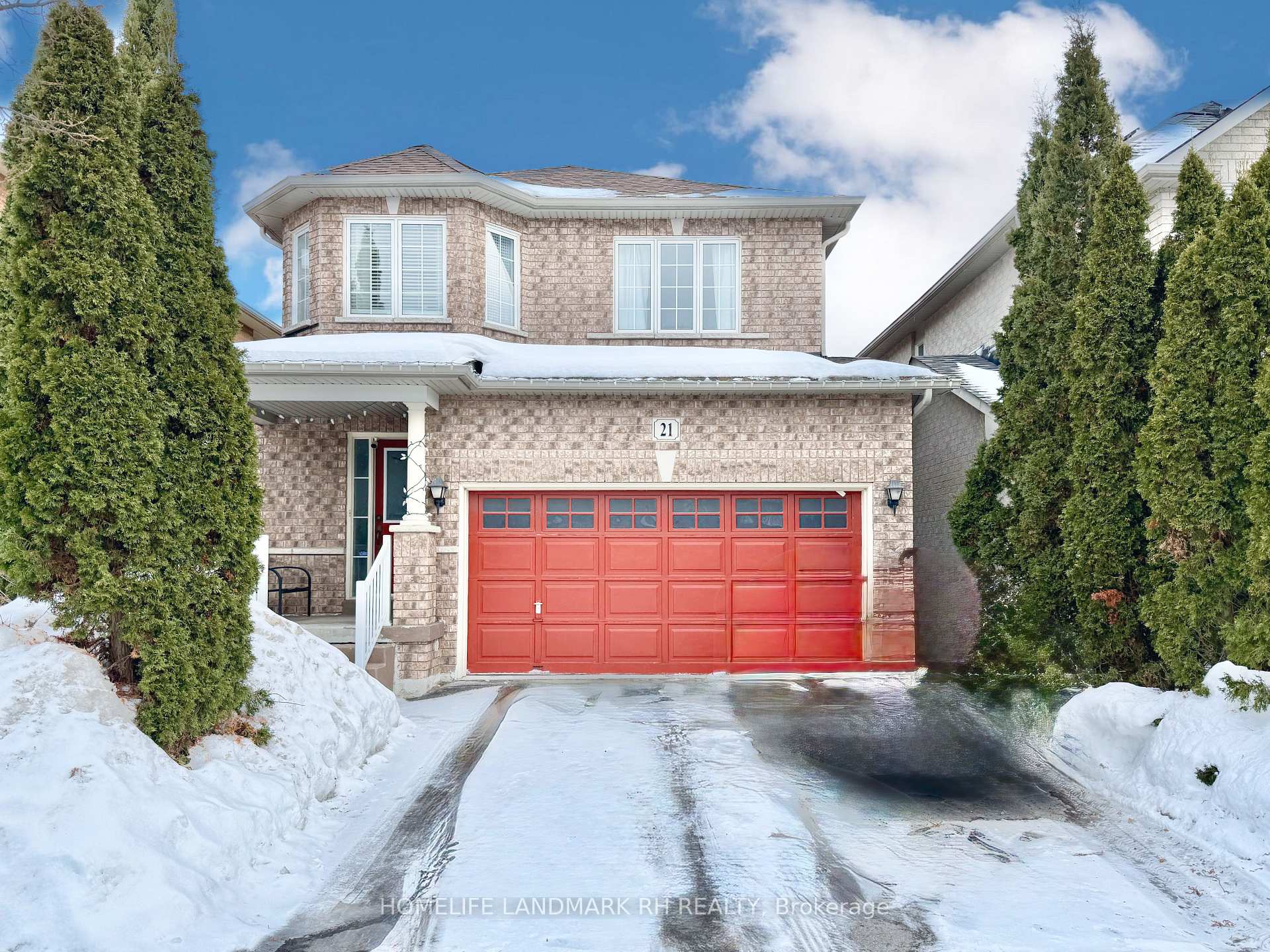 Front of 21 Cottinghill Way