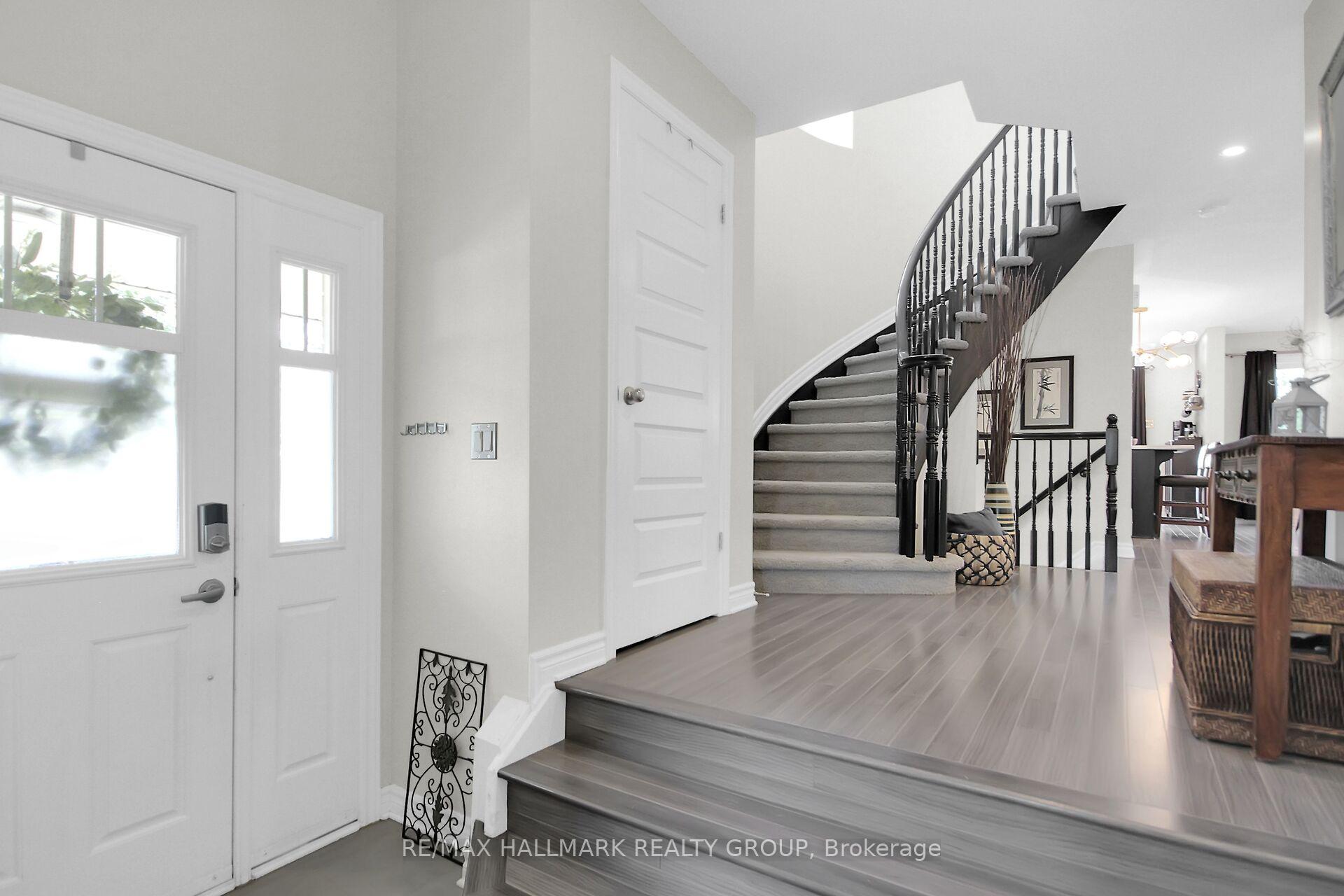 Photo 6 of 309 Balinroan Crescent, Ottawa, Barrhaven - Strandherd — HOMEH