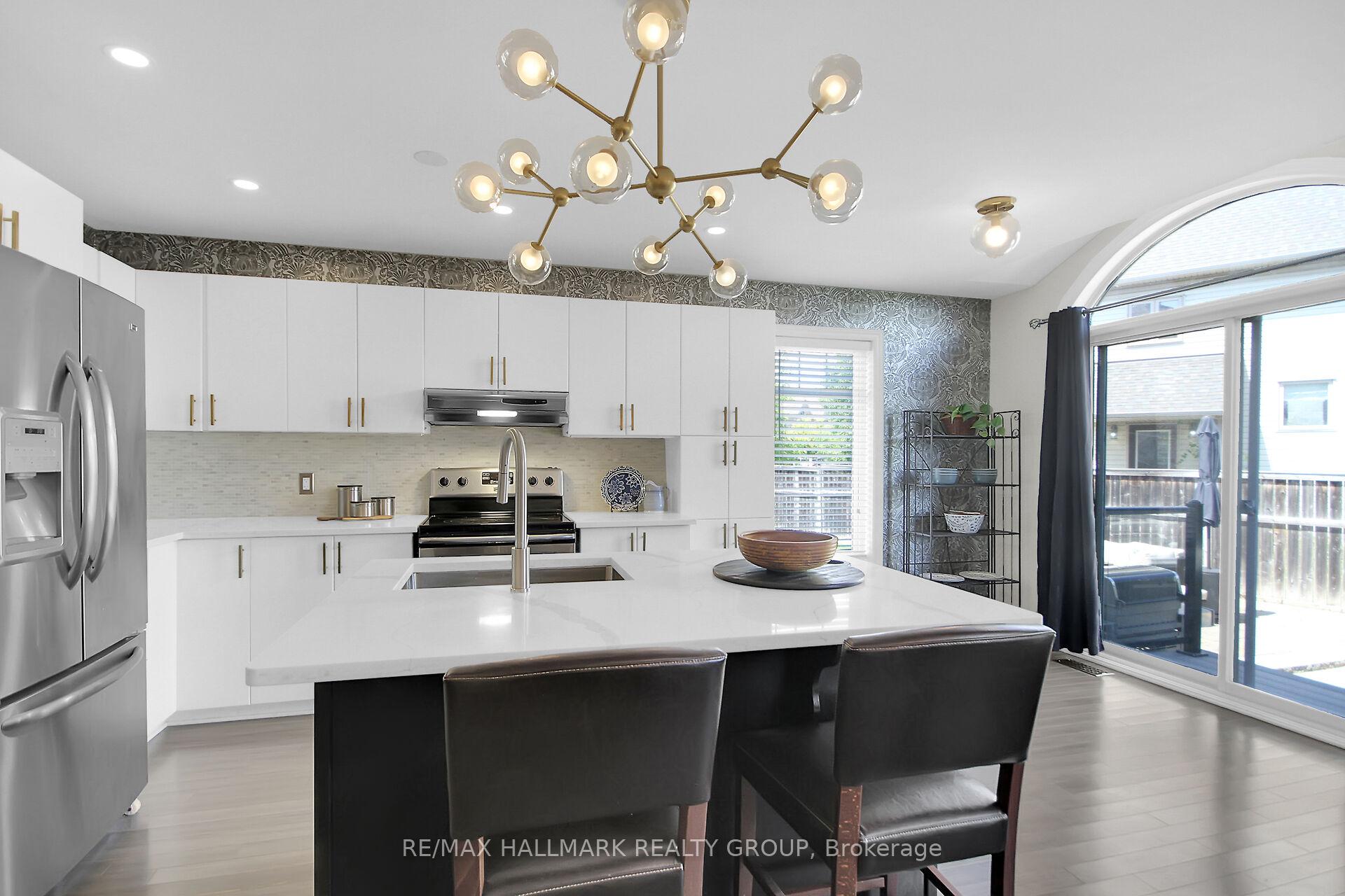 Photo 13 of 309 Balinroan Crescent, Ottawa, Barrhaven - Strandherd — HOMEH