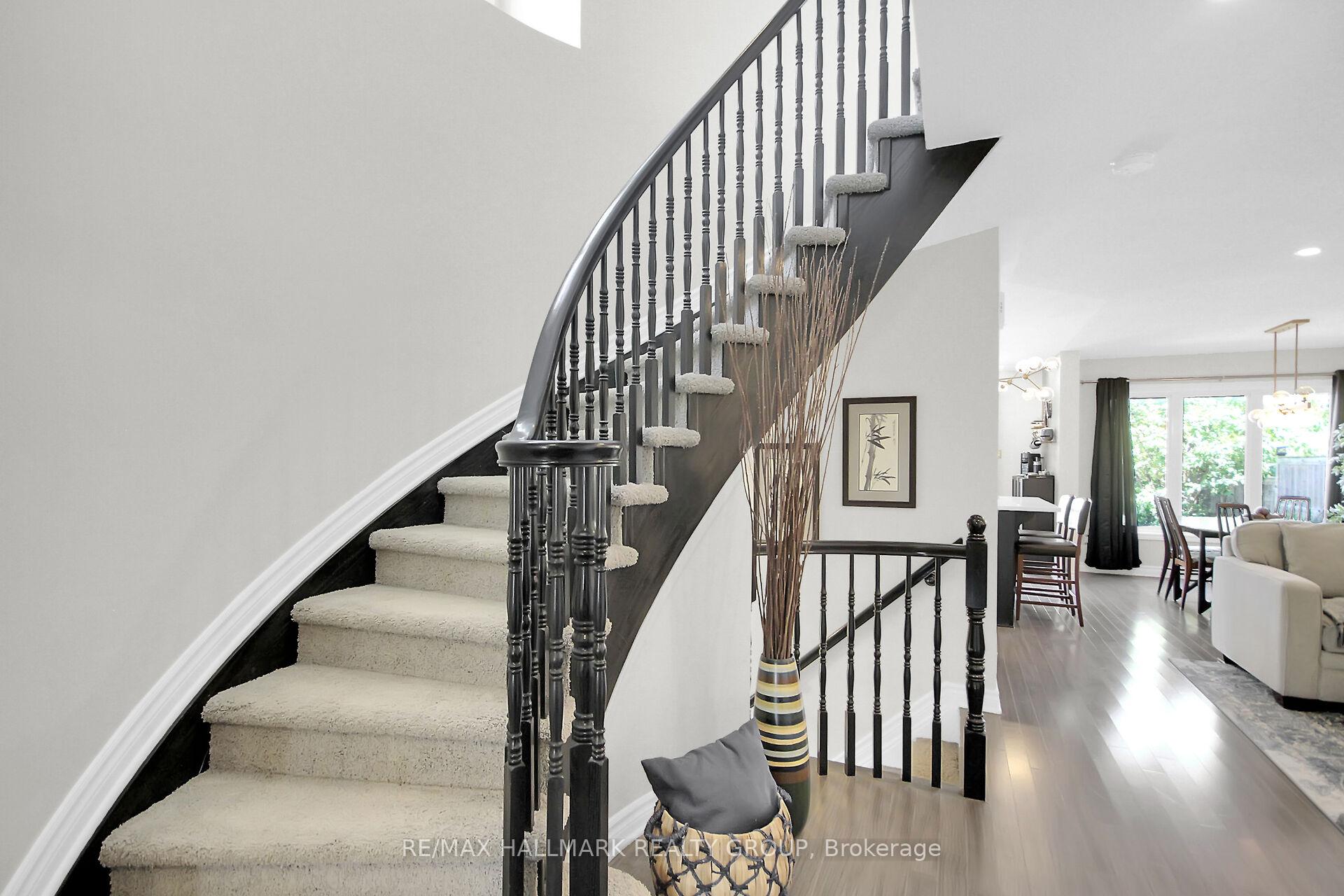 Photo 18 of 309 Balinroan Crescent, Ottawa, Barrhaven - Strandherd — HOMEH