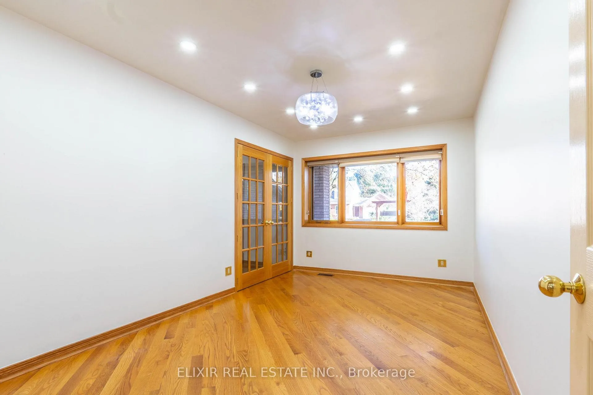 Photo 21 of 34 Brawton Drive, Caledon, Palgrave — HOMEH