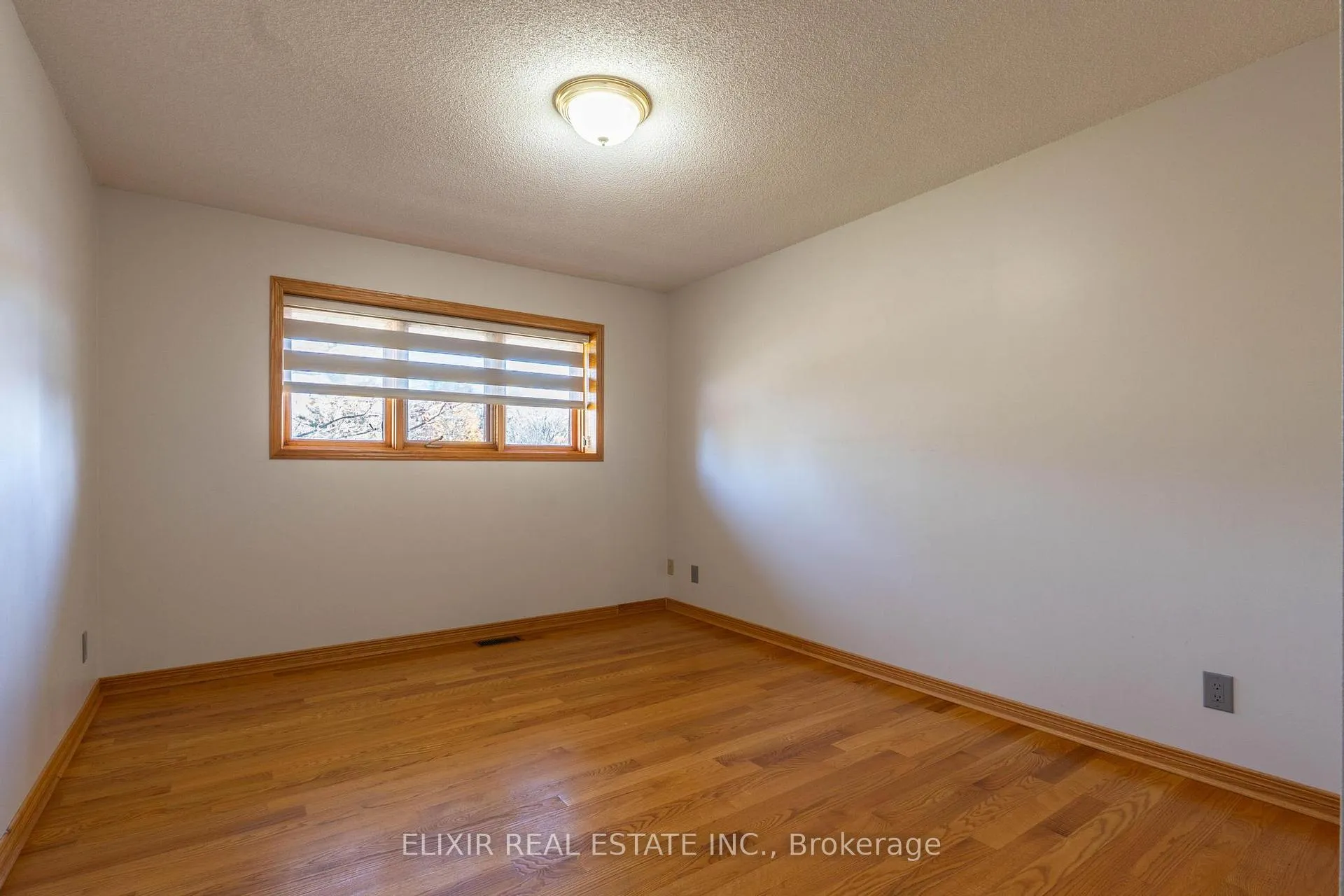 Photo 29 of 34 Brawton Drive, Caledon, Palgrave — HOMEH