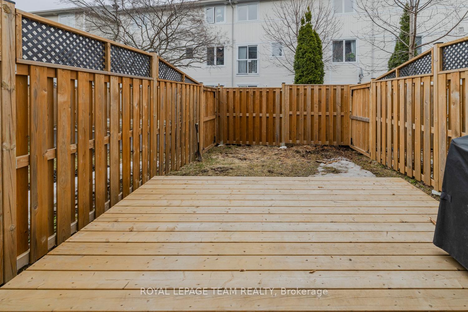 Photo 35 of 78 Manhattan Crescent, Ottawa, Central Park — HOMEH