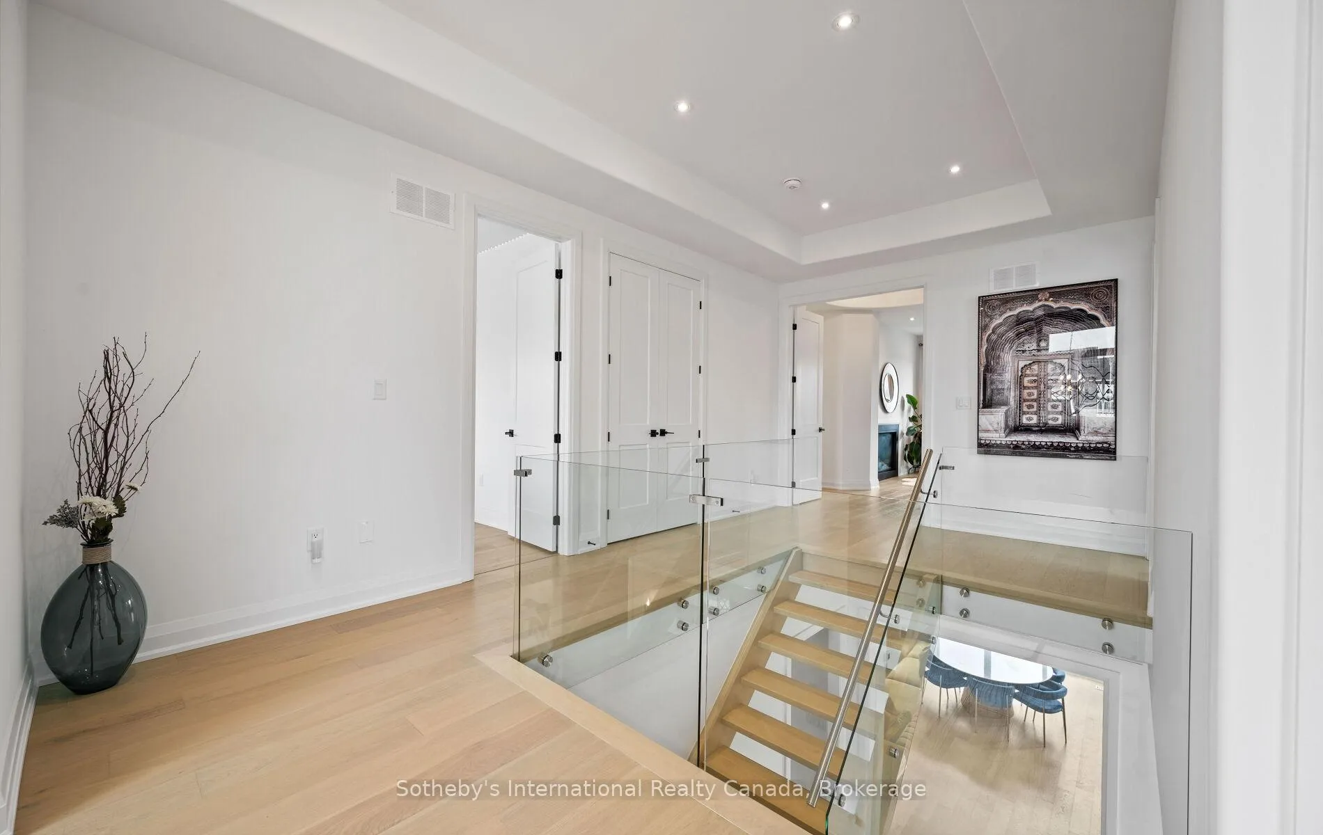 Photo 20 of 131 Daugaard Avenue, Brant, Paris — HOMEH
