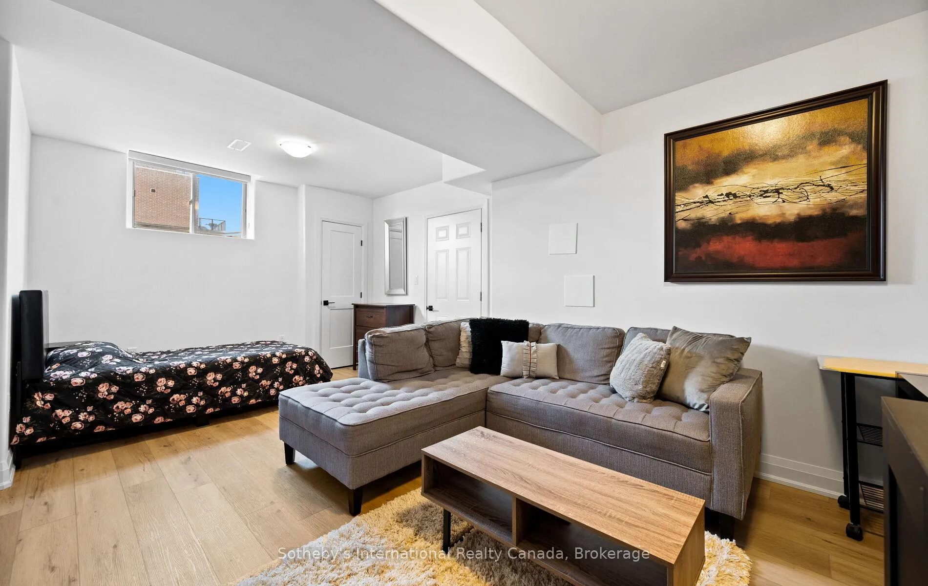 Photo 42 of 131 Daugaard Avenue, Brant, Paris — HOMEH