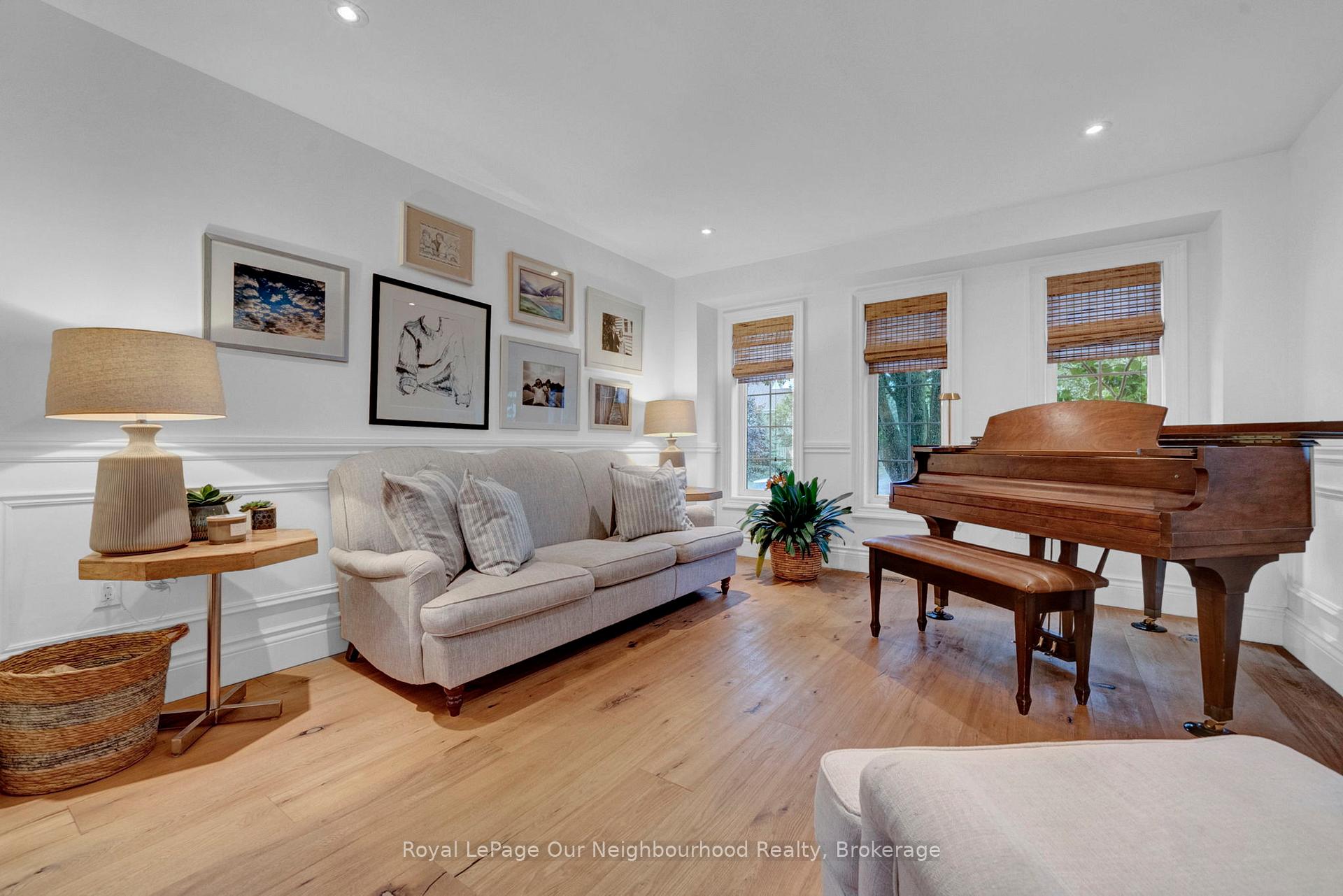 Photo 7 of 106 Hoile Drive N, Ajax, South East — HOMEH