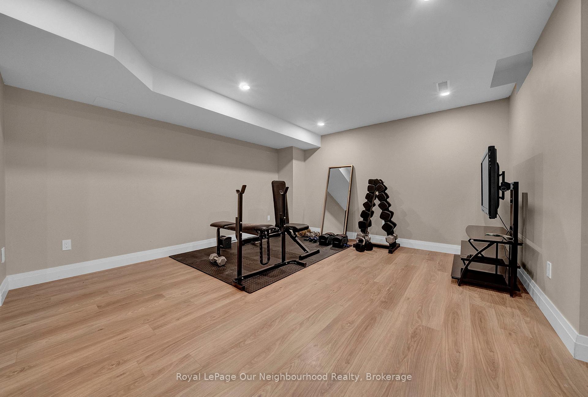 Photo 39 of 106 Hoile Drive N, Ajax, South East — HOMEH