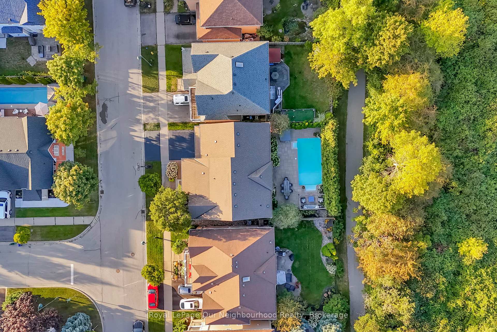 Photo 42 of 106 Hoile Drive N, Ajax, South East — HOMEH