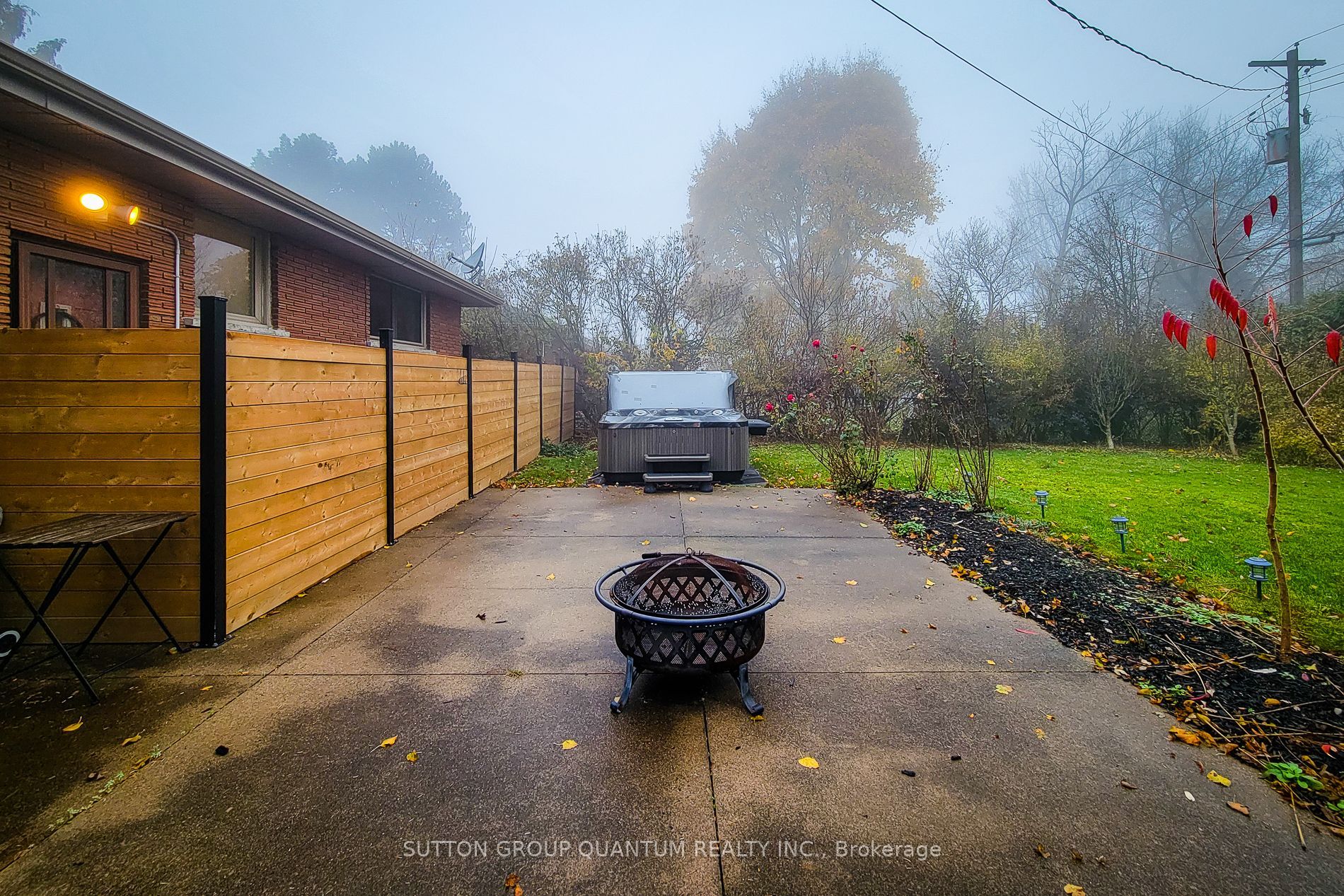Photo 46 of Unit #MAIN, 149 Oneida Boulevard, Hamilton, Ancaster — HOMEH