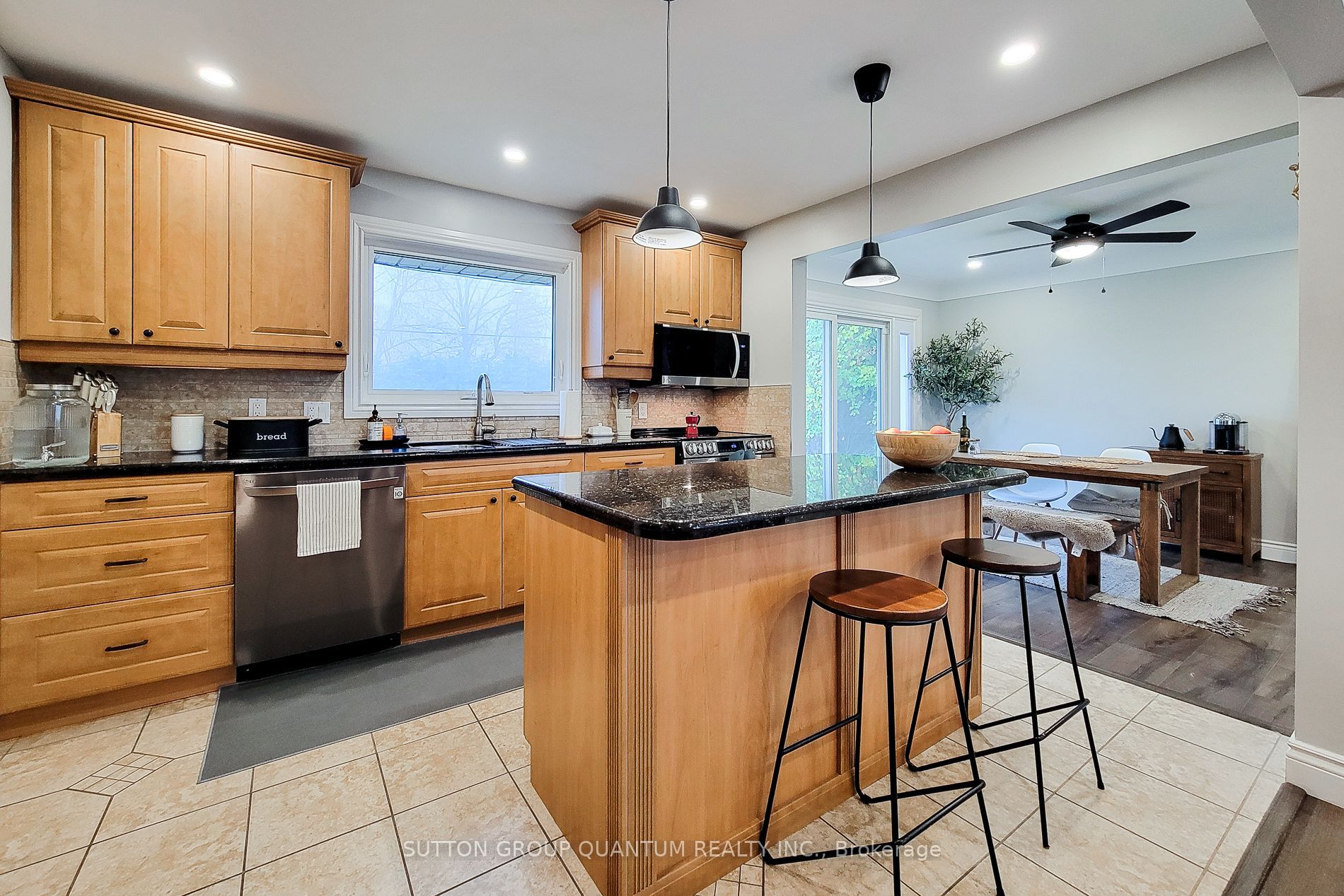 Photo 27 of Unit #MAIN, 149 Oneida Boulevard, Hamilton, Ancaster — HOMEH