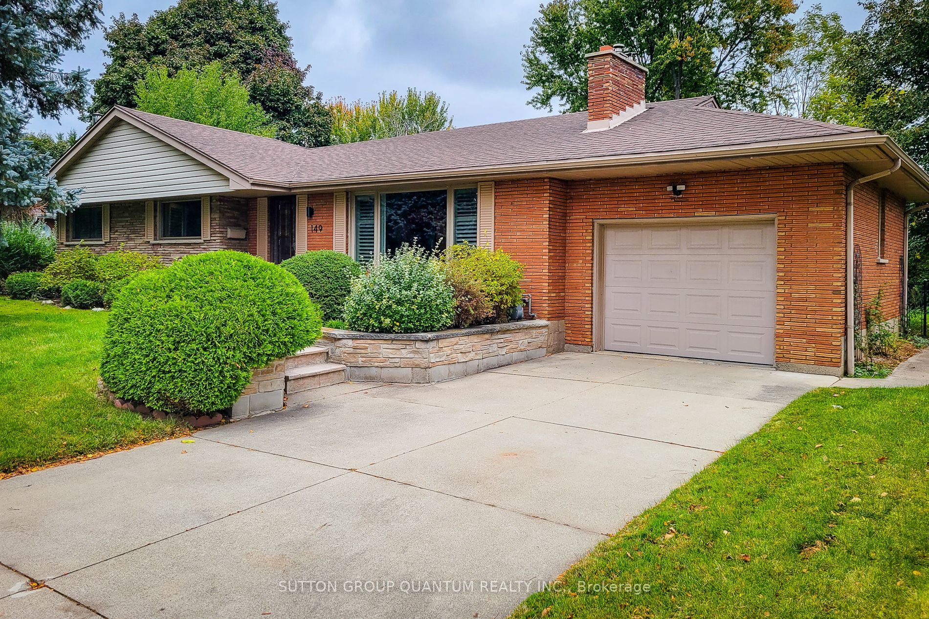 Photo 20 of Unit #MAIN, 149 Oneida Boulevard, Hamilton, Ancaster — HOMEH